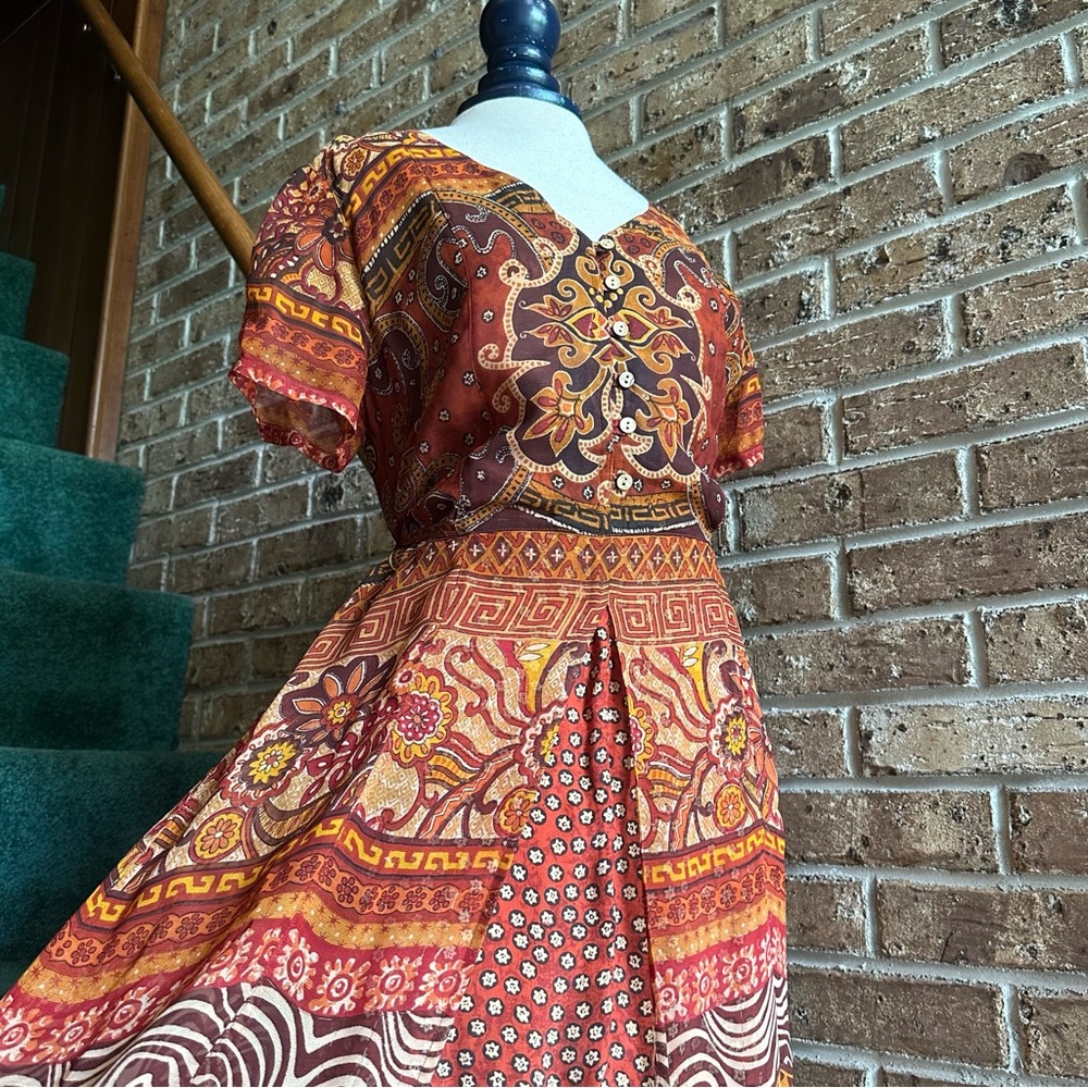 VTG 90s Hippie Boho Patterned Floral Paisley Print Tue Waist Dress